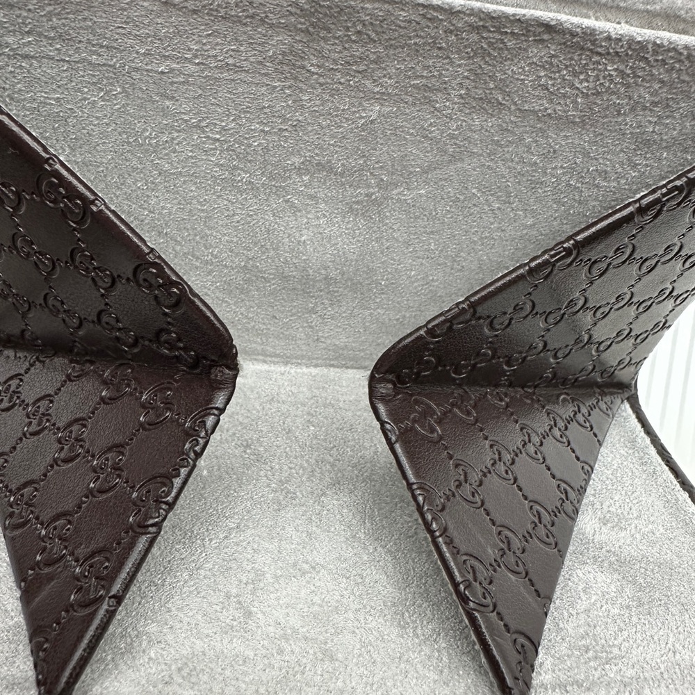 LARGE Gucci Brown Embossed Case for Glasses. - Picture 8 of 10